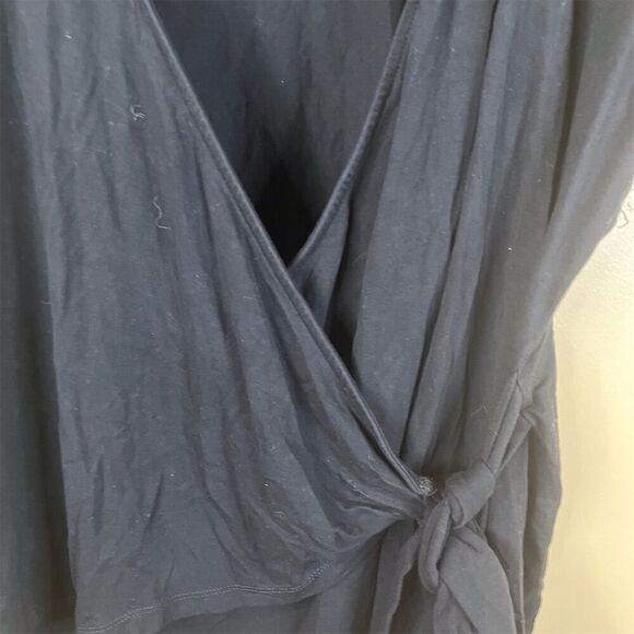 Ava‎ & Viv Women's Size 1X Black Tie Front Wrap Blouse Short Sleeve Classic - Picture 6 of 7